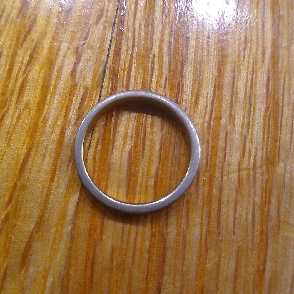 Sparkly ring - Picture 4 of 5